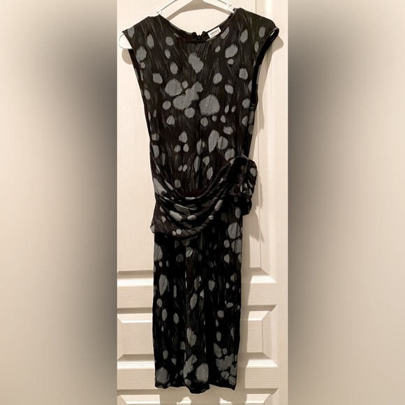 Armani Collezioni - Black & Grey Spotted
Dress - Picture 7 of 8